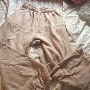 Pink sweatpants M